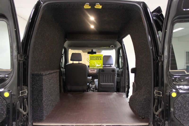 Ford Transit Connect47