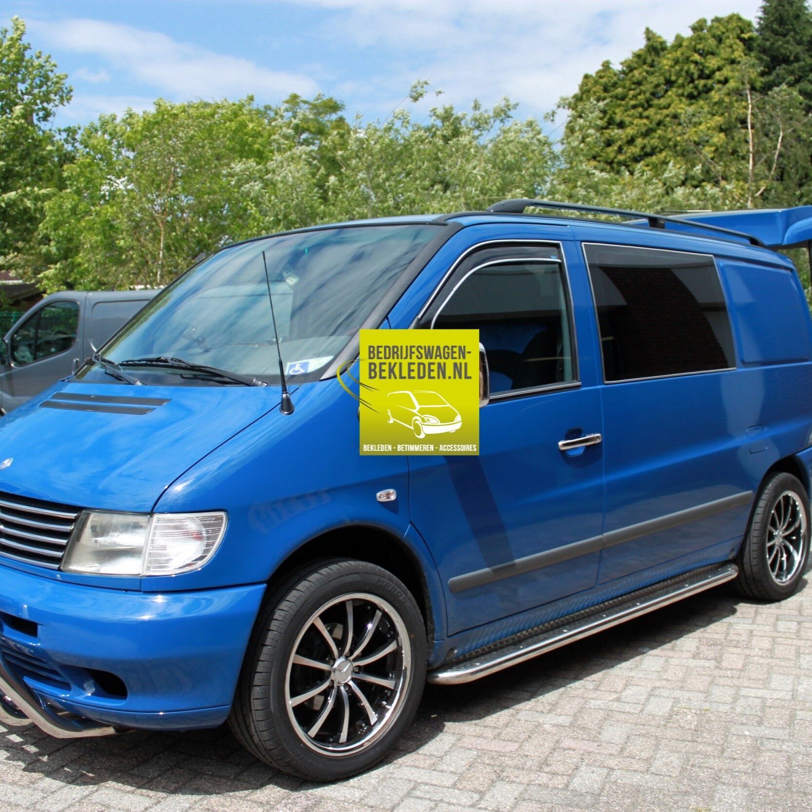 Mercedes Vito43