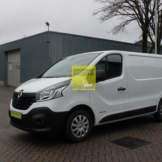 Renault Trafic57